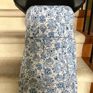 MUDO Collection Elasticized Floral Summer Pull On Top White + Blue Sz M/L